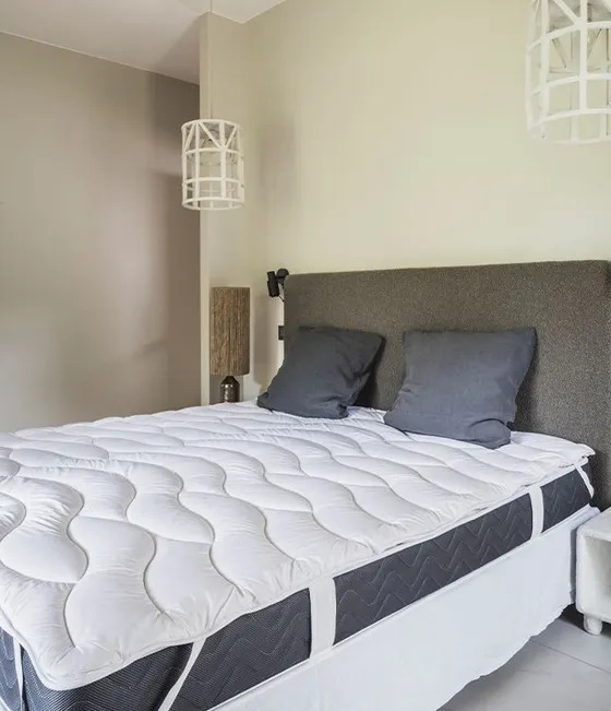 Surmatelas Camargue — Brun de Vian-Tiran