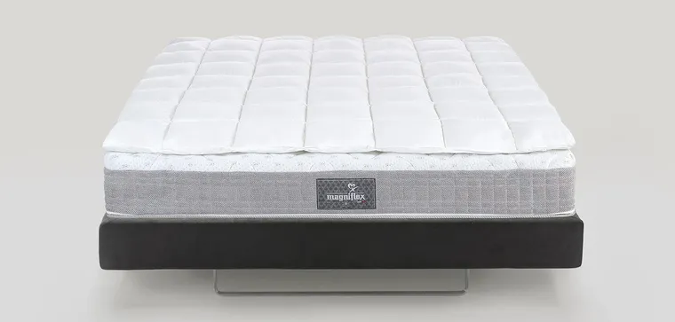 Surmatelas Essenziale — photo officielle Magniflex